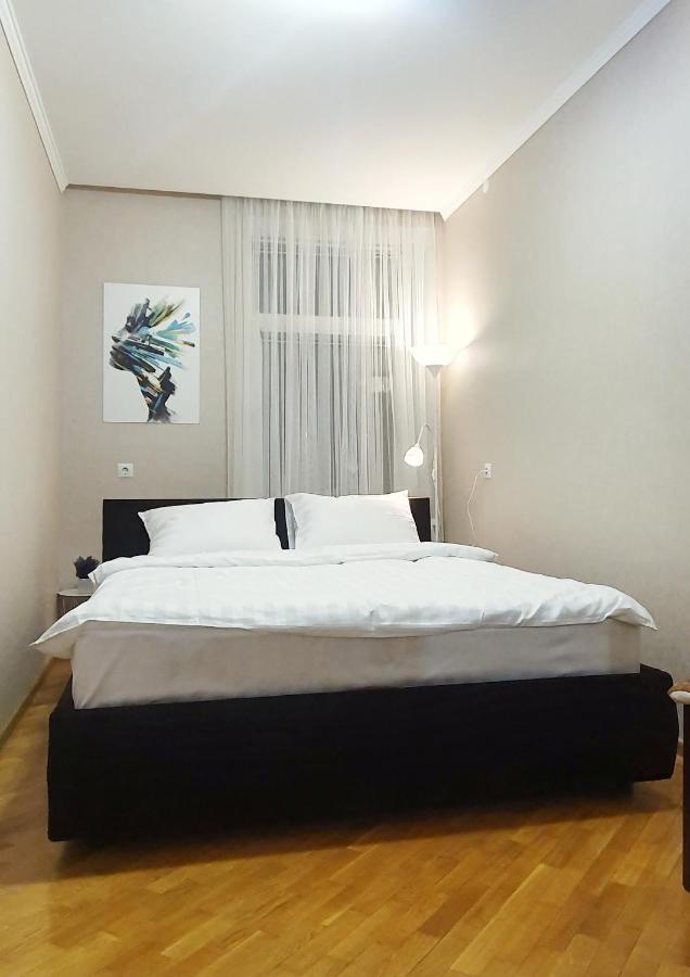 Main Square Apartment Львів Екстер'єр фото